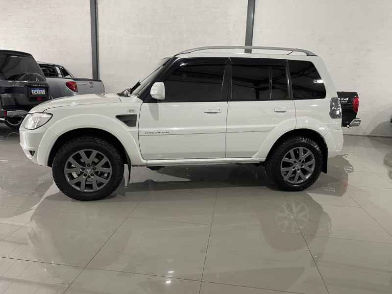 PAJERO TR4 2.0 4X2 16V 140CV FLEX 4P AUTOMÁTICO - 2014 - CAXIAS DO SUL