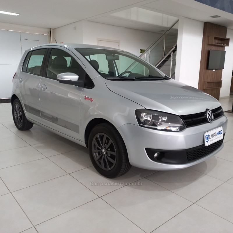FOX 1.6 MI ROCK IN RIO 8V FLEX 4P MANUAL - 2014 - SANTA CRUZ DO SUL