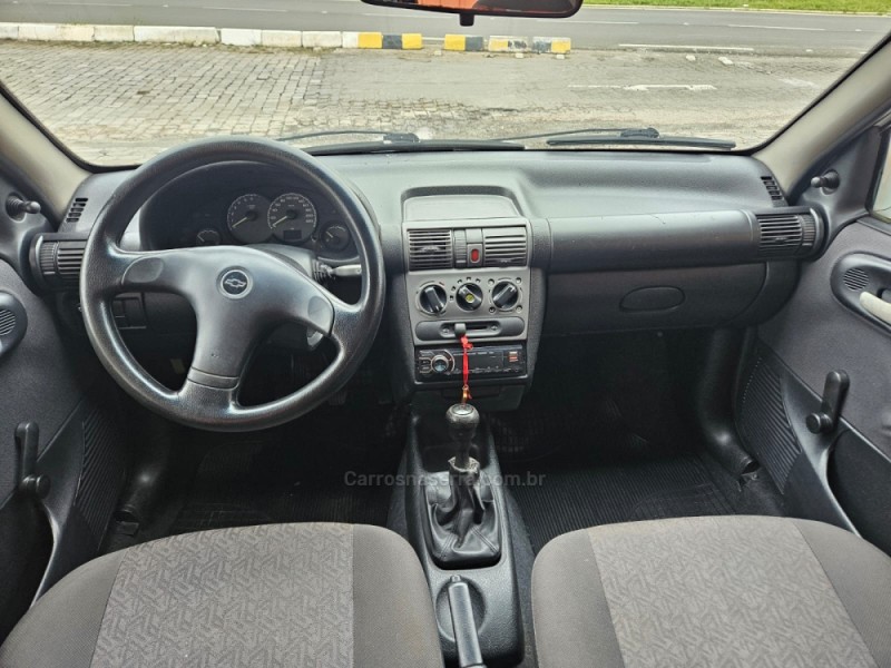 CORSA 1.6 MPFI CLASSIC SEDAN 8V GASOLINA 4P MANUAL - 2007 - VERANóPOLIS