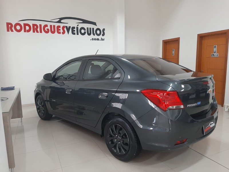 PRISMA 1.4 MPFI LT 8V FLEX 4P MANUAL - 2018 - CAXIAS DO SUL