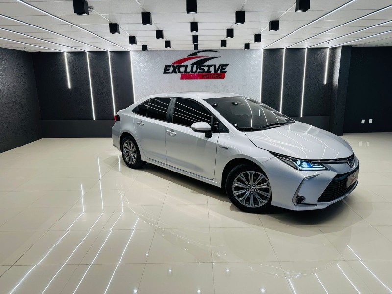 COROLLA 1.8 ALTIS 16V HÍBRIDO 4P AUTOMÁTICO - 2021 - CAXIAS DO SUL