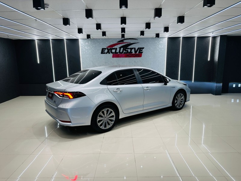 COROLLA 1.8 ALTIS 16V HÍBRIDO 4P AUTOMÁTICO - 2021 - CAXIAS DO SUL