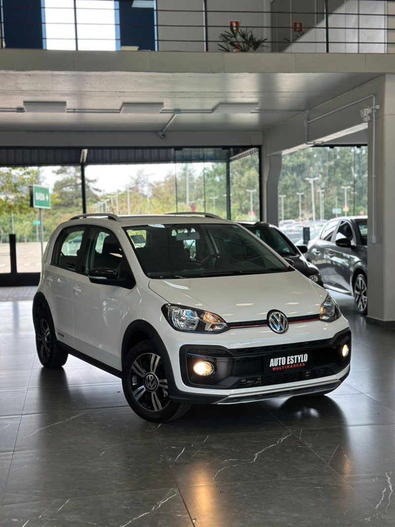 UP 1.0 TSI XTREME UP 12V FLEX 4P MANUAL - 2020 - ESTâNCIA VELHA