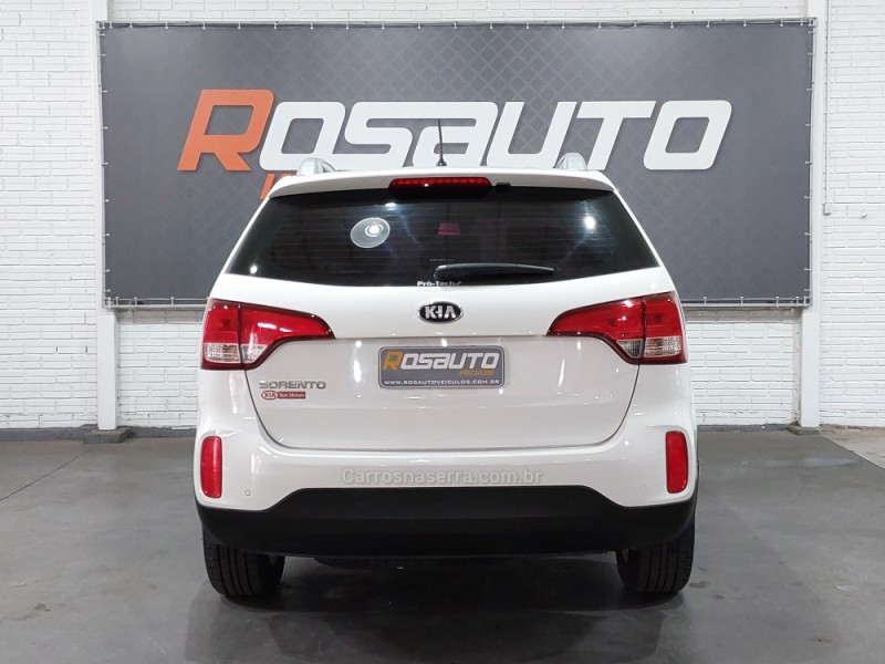 SORENTO 2.4 EX 4X2 16V GASOLINA 4P AUTOMÁTICO - 2014 - VENâNCIO AIRES