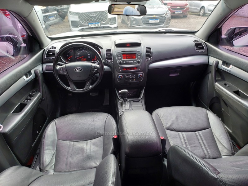 SORENTO 2.4 EX 4X2 16V GASOLINA 4P AUTOMÁTICO - 2014 - VENâNCIO AIRES