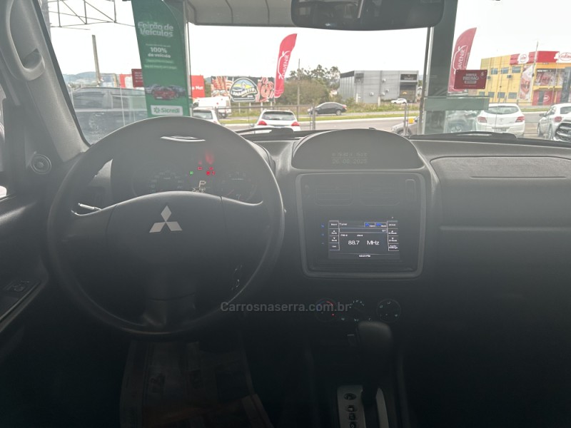 PAJERO TR4 2.0 4X4 16V 140CV FLEX 4P AUTOMÁTICO - 2014 - TAQUARA