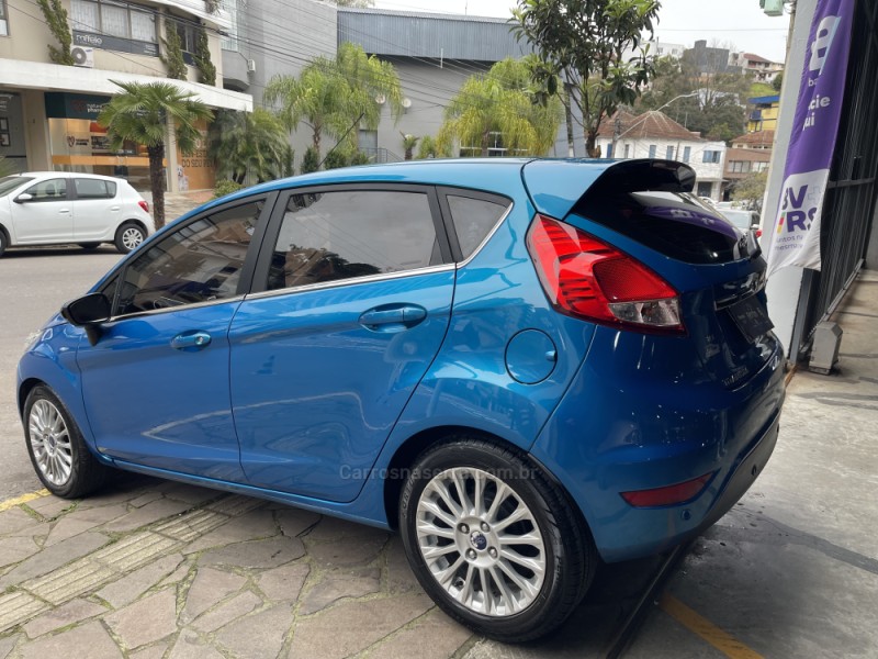 FIESTA 1.6 TITANIUM HATCH 16V FLEX 4P MANUAL - 2014 - BENTO GONçALVES