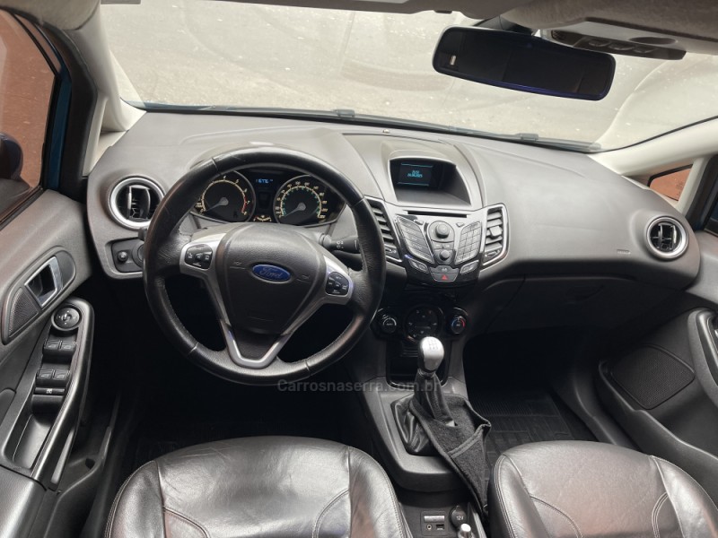 FIESTA 1.6 TITANIUM HATCH 16V FLEX 4P MANUAL - 2014 - BENTO GONçALVES