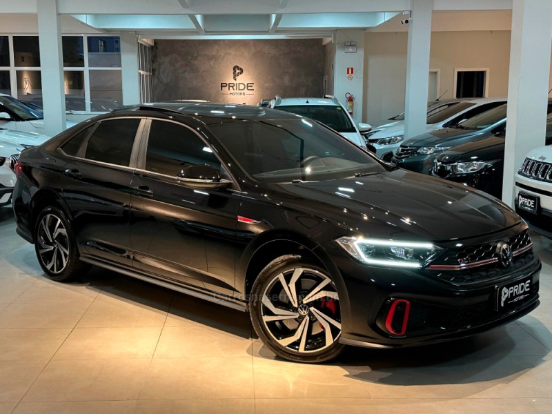 jetta 2.0 16v tsi gli 350 gasolina 4p automatico 2024 caxias do sul