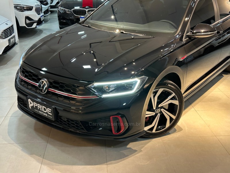 JETTA 2.0 16V TSI GLI 350 GASOLINA 4P AUTOMÁTICO - 2024 - CAXIAS DO SUL