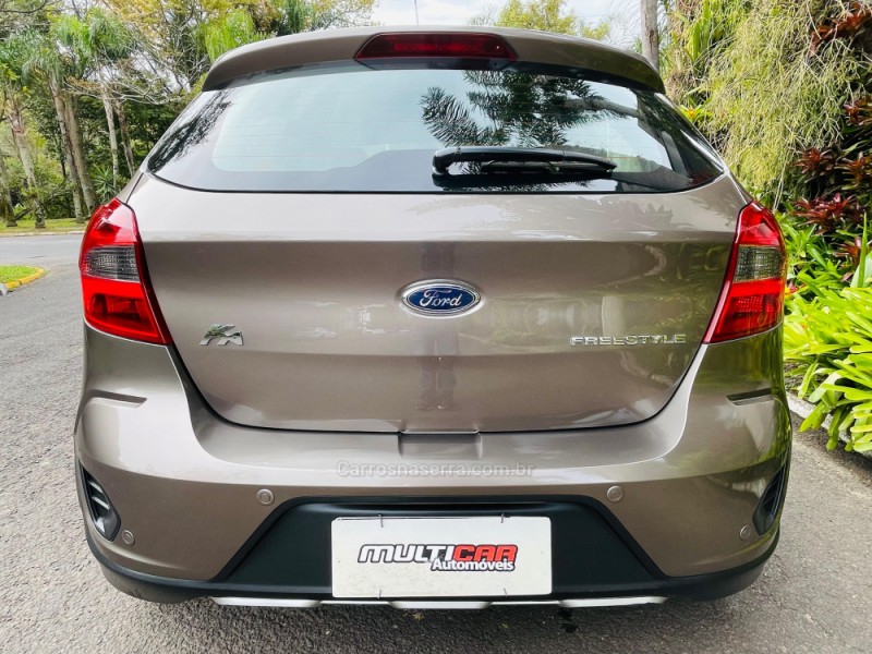 KA 1.0 FREESTYLE 12V FLEX 4P MANUAL - 2021 - CAMPO BOM