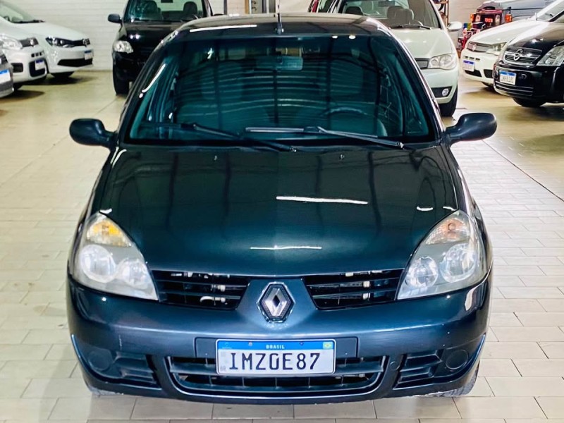 CLIO 1.0 EXPRESSION SEDAN 16V FLEX 4P MANUAL - 2006 - CAXIAS DO SUL