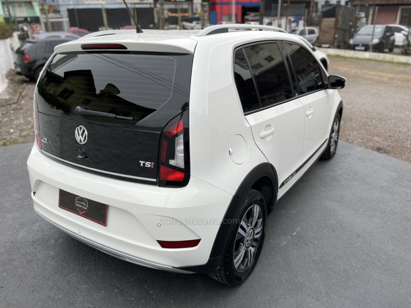 UP 1.0 TSI CROSS 12V FLEX 4P MANUAL - 2018 - CAXIAS DO SUL