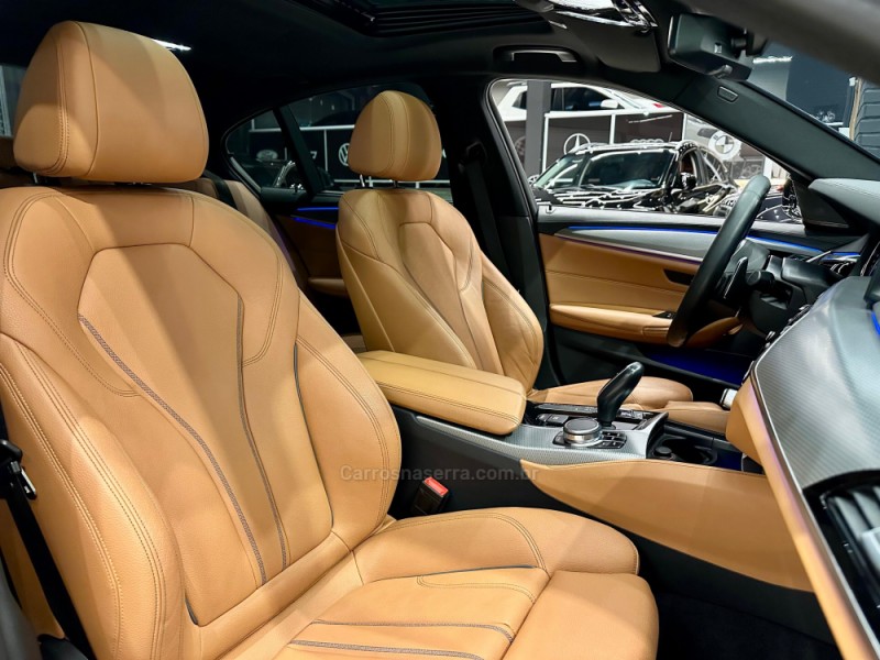 540I 3.0 M SPORT 24V 340CV GASOLINA 4P AUTOMÁTICO - 2019 - CAXIAS DO SUL