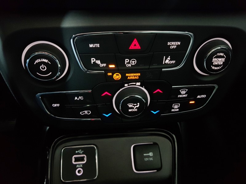 COMPASS 2.0 16V FLEX LIMITED AUTOMÁTICO - 2018 - CAXIAS DO SUL