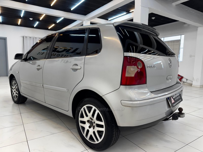 POLO 1.6 MI 8V FLEX 4P MANUAL - 2006 - BOM RETIRO DO SUL