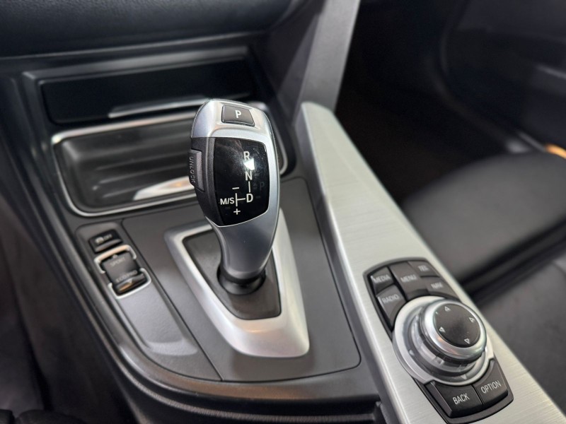 320I 2.0 16V GASOLINA 4P AUTOMÁTICO - 2013 - CAXIAS DO SUL