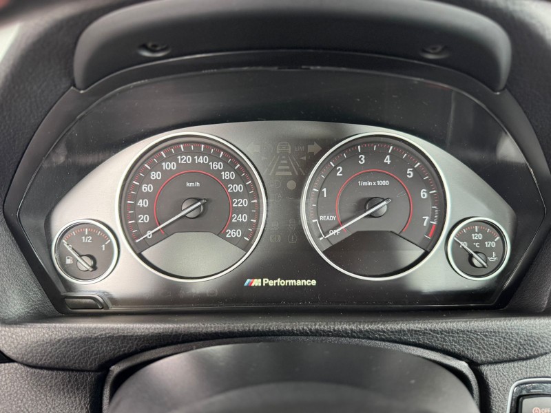 320I 2.0 16V GASOLINA 4P AUTOMÁTICO - 2013 - CAXIAS DO SUL