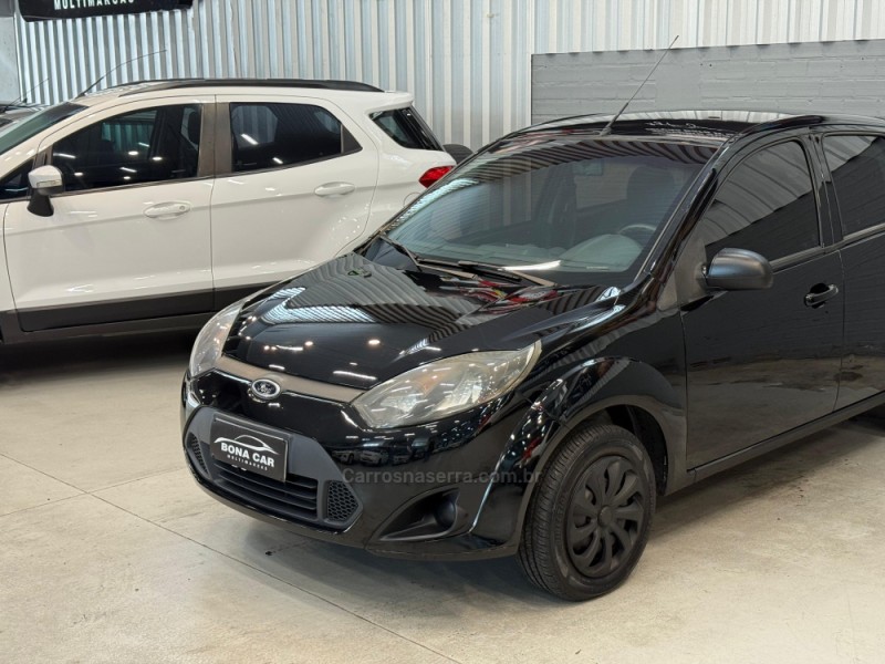 FIESTA 1.0 MPI 8V GASOLINA 4P MANUAL - 2014 - CAXIAS DO SUL