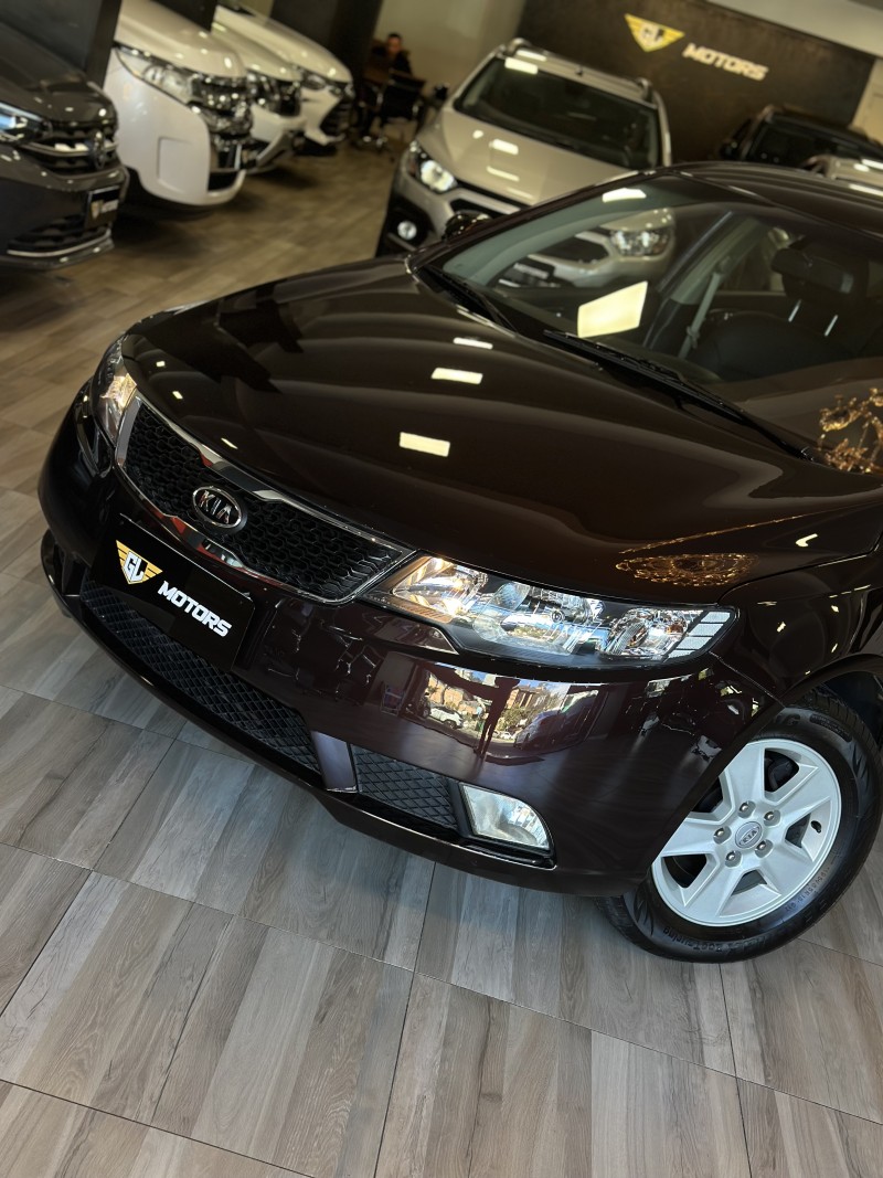 CERATO 1.6 EX3 SEDAN 16V GASOLINA 4P MANUAL - 2012 - CAXIAS DO SUL