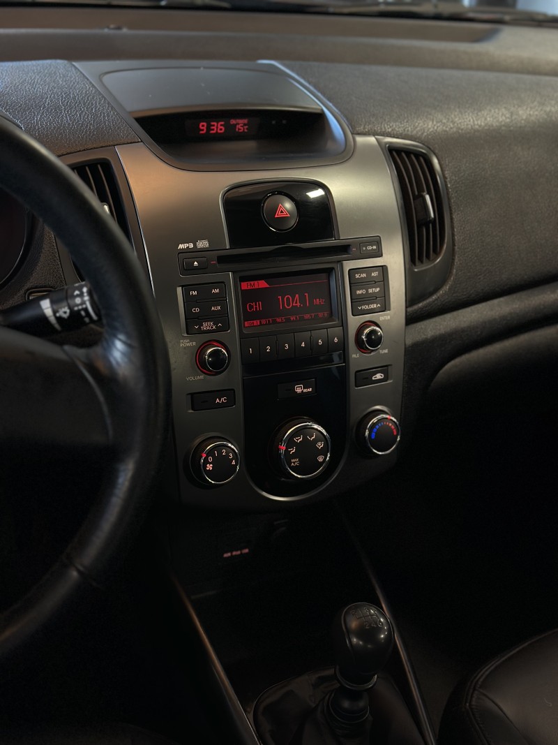 CERATO 1.6 EX3 SEDAN 16V GASOLINA 4P MANUAL - 2012 - CAXIAS DO SUL