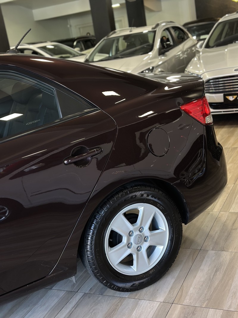 CERATO 1.6 EX3 SEDAN 16V GASOLINA 4P MANUAL - 2012 - CAXIAS DO SUL