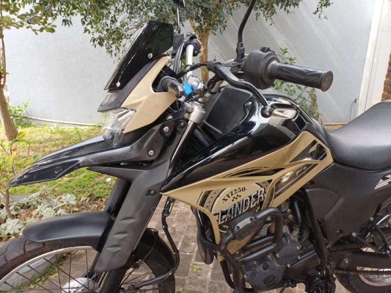XTZ 250 LANDER - 2022 - PASSO FUNDO