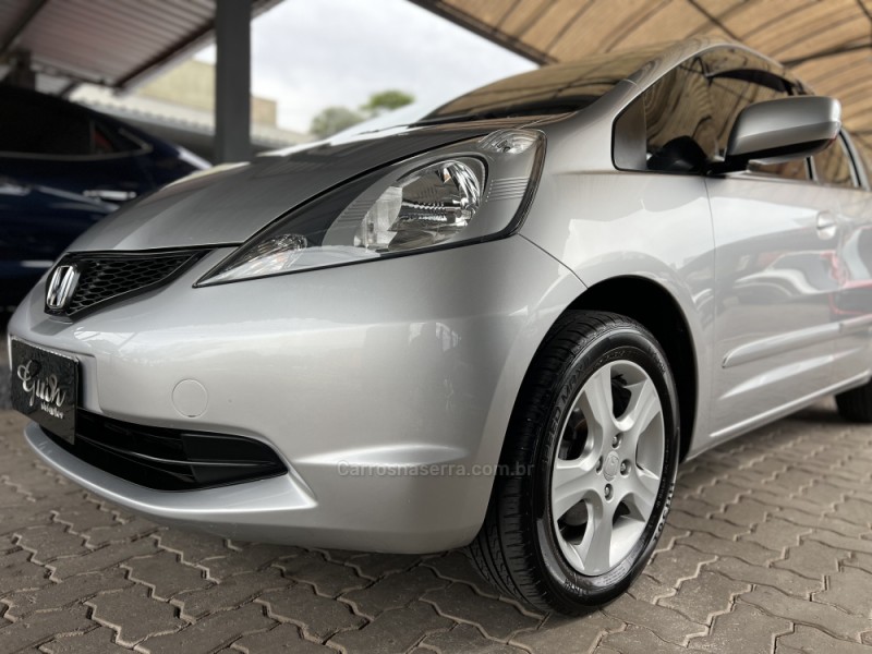 FIT 1.4 LXL 8V FLEX 4P MANUAL - 2010 - BOM PRINCíPIO