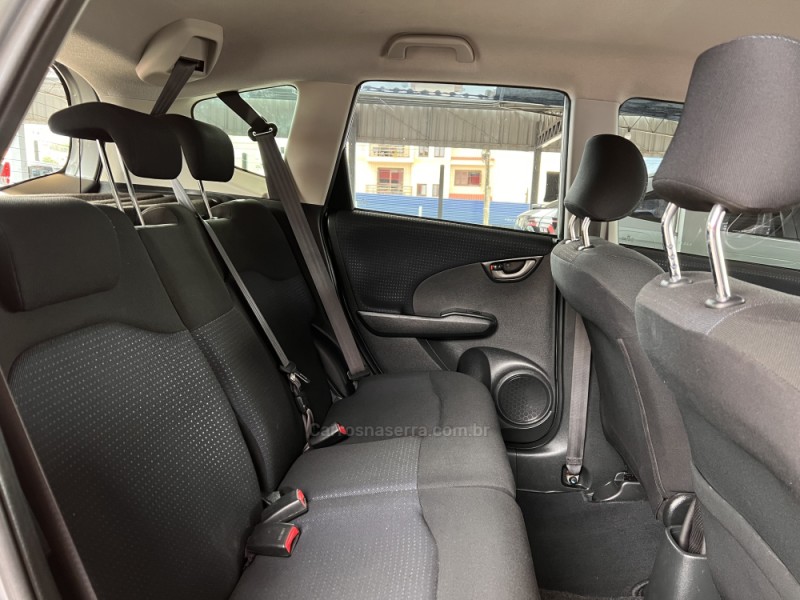 FIT 1.4 LXL 8V FLEX 4P MANUAL - 2010 - BOM PRINCíPIO