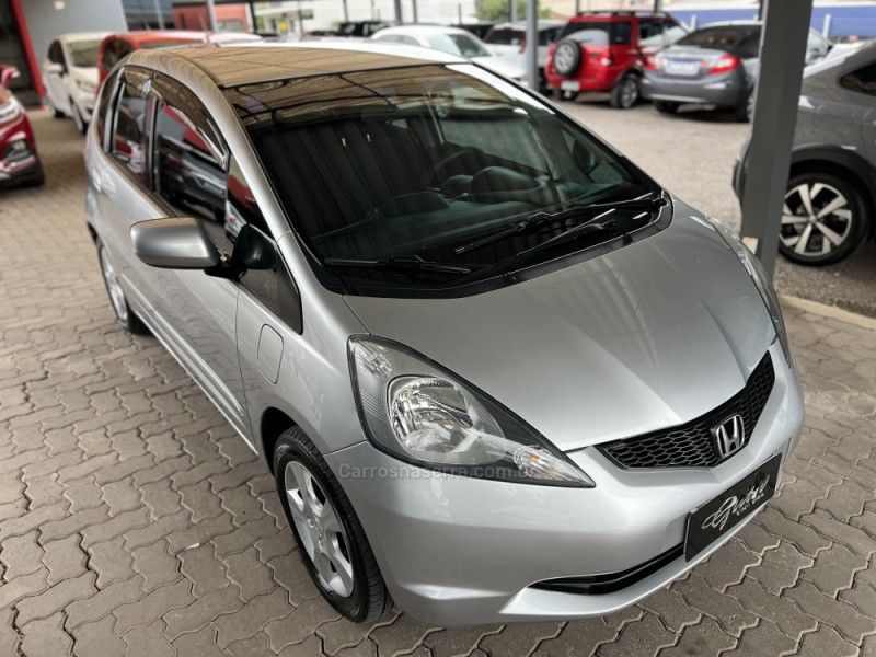 FIT 1.4 LXL 8V FLEX 4P MANUAL - 2010 - BOM PRINCíPIO