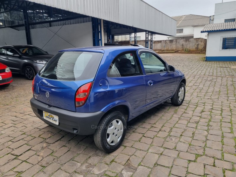 CELTA 1.0 MPFI 8V GASOLINA 2P MANUAL - 2001 - VACARIA