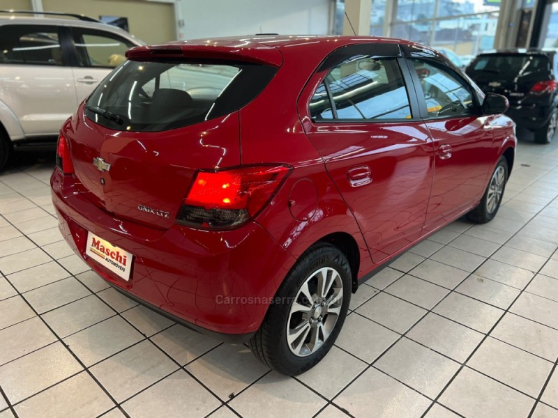ONIX 1.4 MPFI LTZ 8V FLEX 4P MANUAL - 2015 - CAXIAS DO SUL