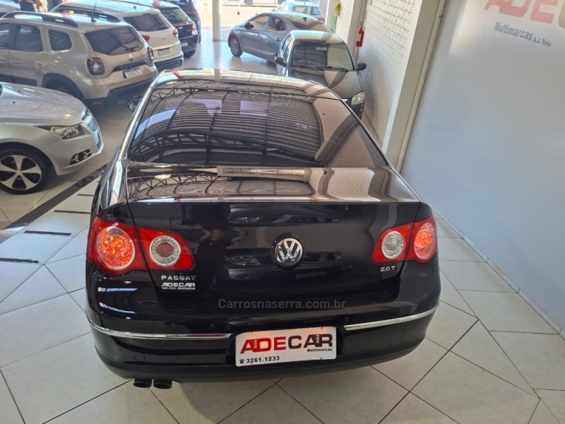 PASSAT 2.0 FSI COMFORTLINE 16V TURBO GASOLINA 4P TIPTRONIC - 2010 - FARROUPILHA