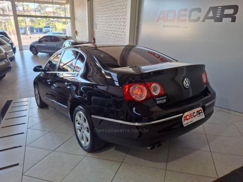 PASSAT 2.0 FSI COMFORTLINE 16V TURBO GASOLINA 4P TIPTRONIC - 2010 - FARROUPILHA