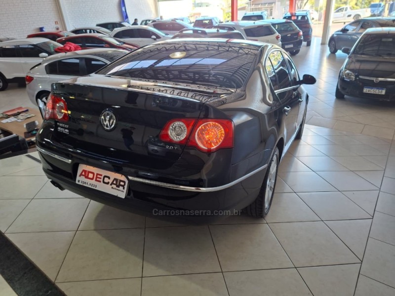 PASSAT 2.0 FSI COMFORTLINE 16V TURBO GASOLINA 4P TIPTRONIC - 2010 - FARROUPILHA