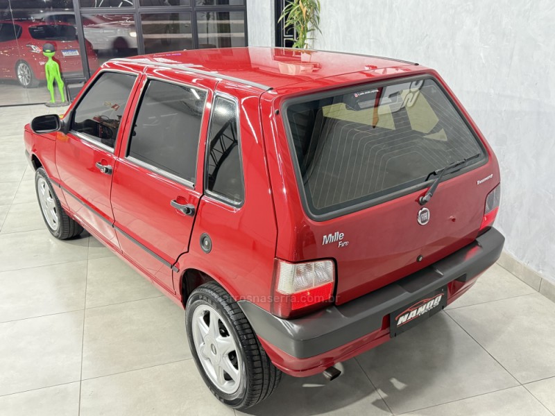 UNO 1.0 MPI MILLE FIRE ECONOMY 8V FLEX 4P MANUAL - 2011 - SAPIRANGA