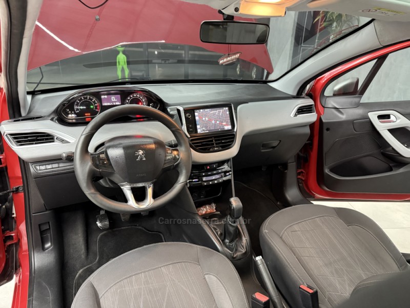 208 1.5 ALLURE 8V FLEX 4P MANUAL - 2016 - SAPIRANGA