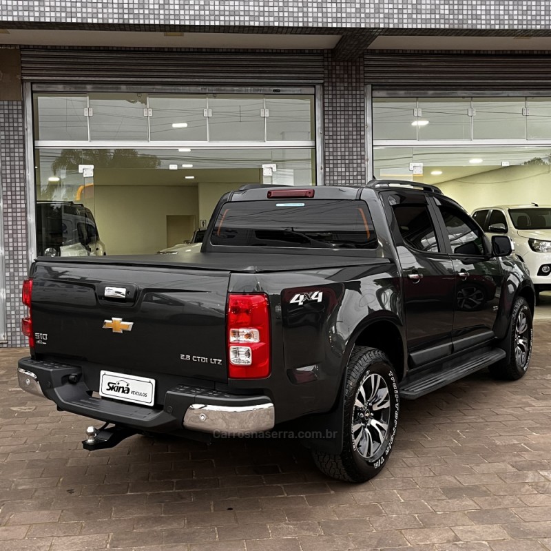 S10 2.8 LTZ 4X4 CD TURBO DIESEL 4P AUTOMÁTICO - 2018 - VACARIA
