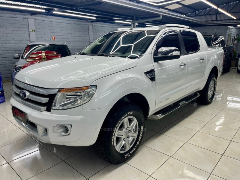 RANGER 3.2 LIMITED PLUS 4X4 CD 20V DIESEL 4P AUTOMÁTICO - 2014 - ESTâNCIA VELHA