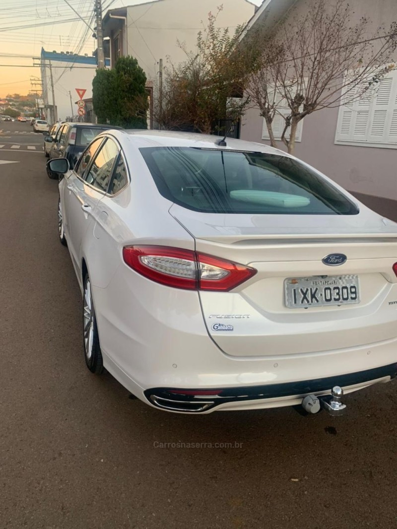 FUSION 2.0 TITANIUM PLUS AWD 16V GASOLINA 4P AUTOMÁTICO - 2016 - CAXIAS DO SUL