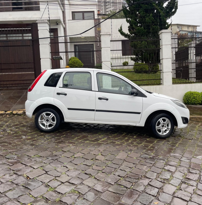 FIESTA 1.0 MPI HATCH 8V FLEX 4P MANUAL - 2013 - CAXIAS DO SUL