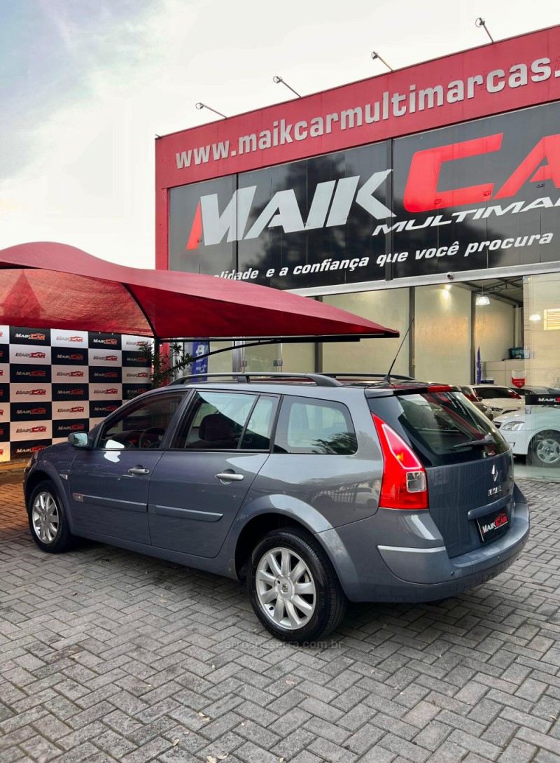 MÉGANE 1.6 DYNAMIQUE GRAND TOUR 16V FLEX 4P MANUAL - 2013 - ESTâNCIA VELHA
