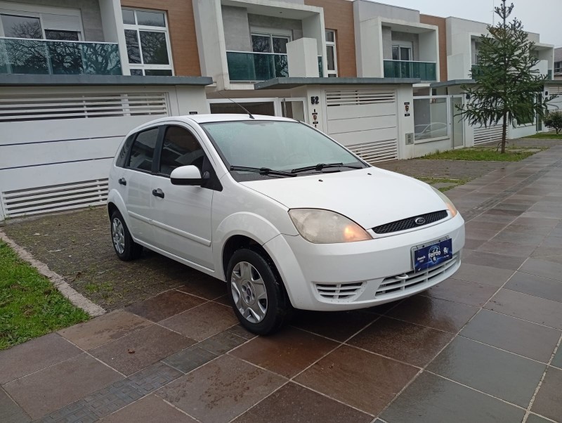 FIESTA 1.0 EDGE 8V GASOLINA 4P MANUAL - 2004 - FARROUPILHA