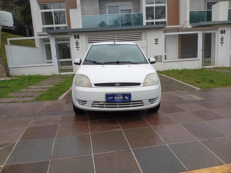 FIESTA 1.0 EDGE 8V GASOLINA 4P MANUAL - 2004 - FARROUPILHA