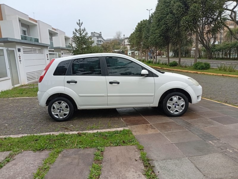 FIESTA 1.0 EDGE 8V GASOLINA 4P MANUAL - 2004 - FARROUPILHA
