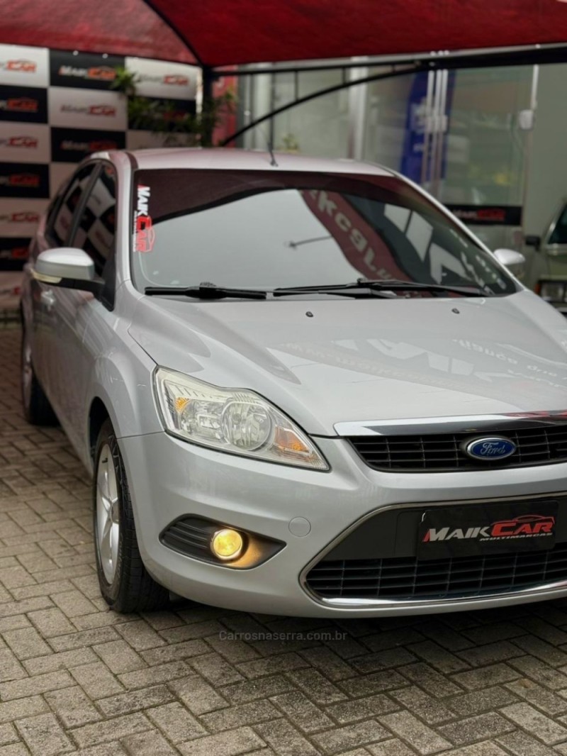 FOCUS 1.6 GLX 16V FLEX 4P MANUAL - 2013 - ESTâNCIA VELHA