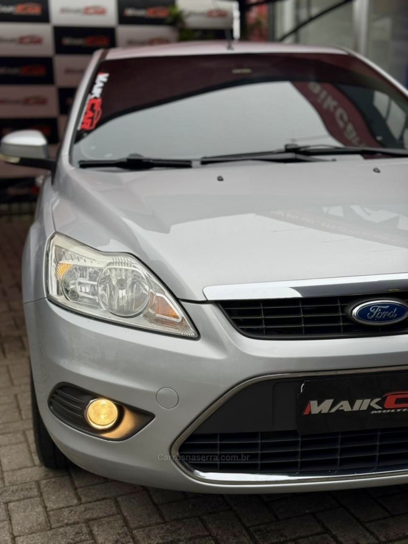 FOCUS 1.6 GLX 16V FLEX 4P MANUAL - 2013 - ESTâNCIA VELHA