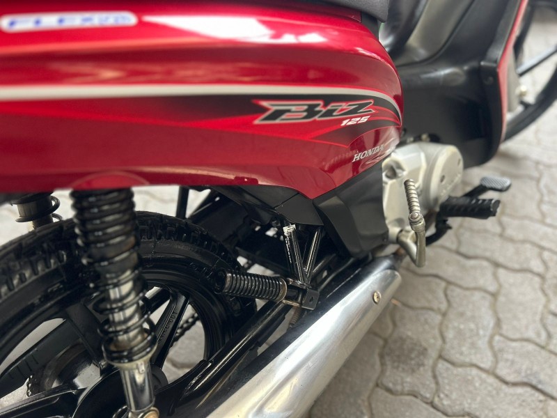 BIZ 125 EX - 2013 - TRêS COROAS
