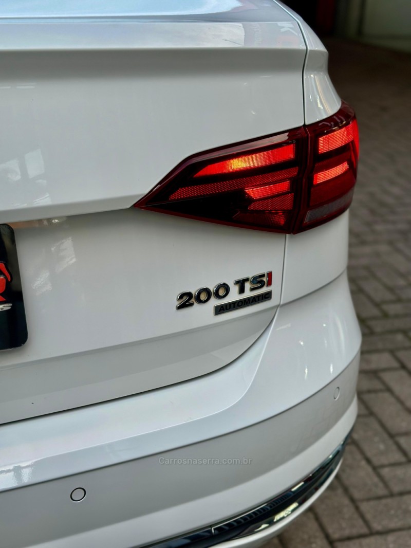 VIRTUS 1.0 200 TSI HIGHLINE AUTOMÁTICO - 2018 - ESTâNCIA VELHA