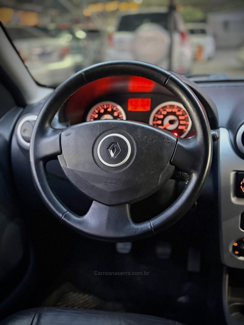 SANDERO 1.6 STEPWAY 16V FLEX 4P MANUAL - 2011 - ESTâNCIA VELHA